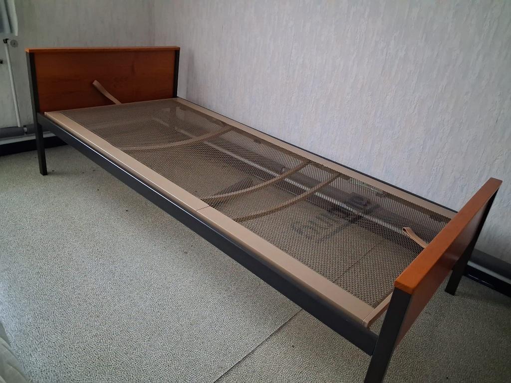 Eenpersoons bed met matras, Ophalen, Eenpersoons