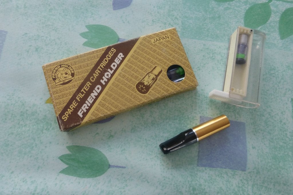 Ancien fume cigarette avec filtres, Collections, Enlèvement ou Envoi, Comme neuf, Autres types