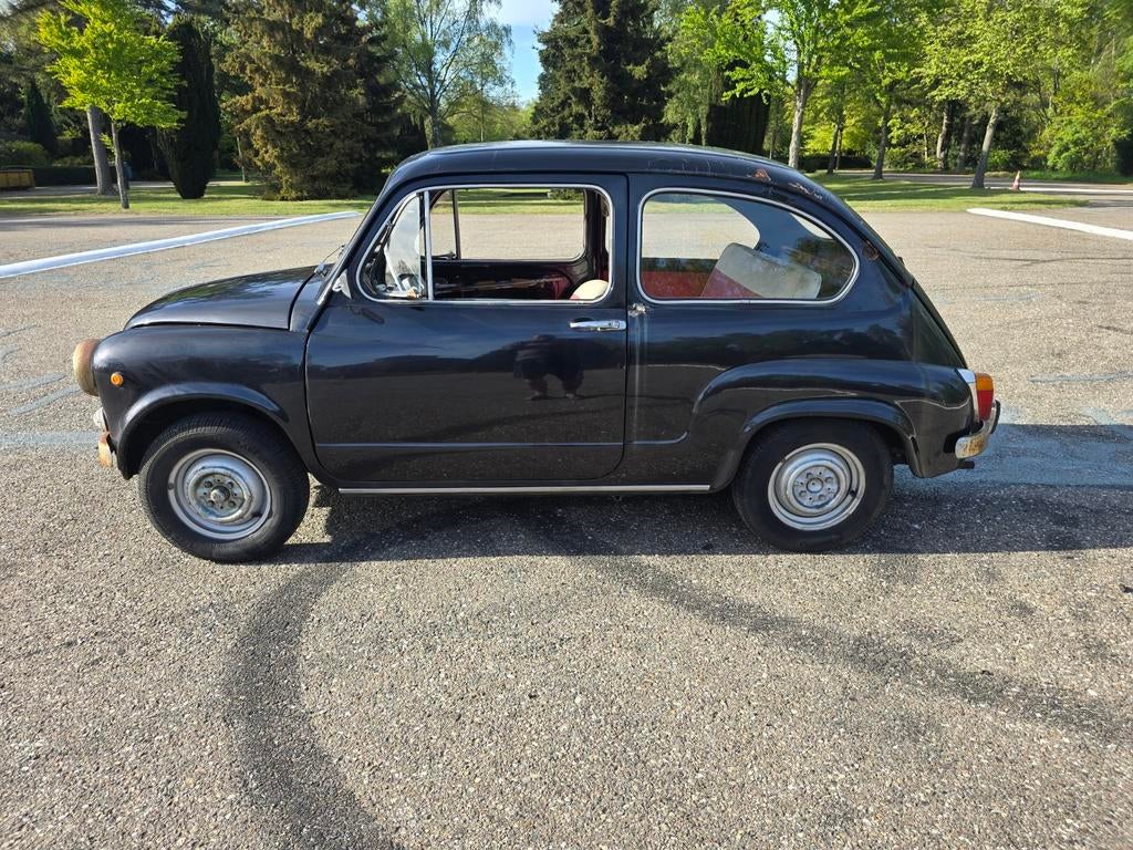 Fiat 600L 800cc 1966 Blauw € 2500, Autos, Fiat, Particulier, Essence, Hatchback, Bleu, Bleu, Enlèvement