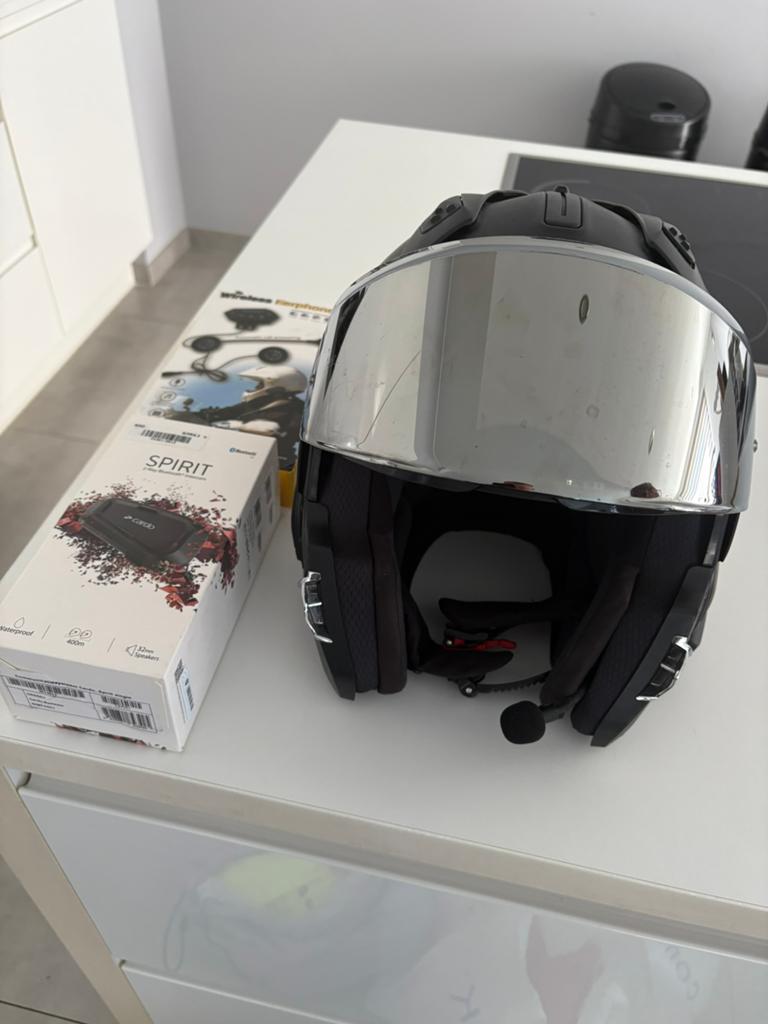 Casque Shark avec intercom cardo, Motoren, Kleding | Motorhelmen, Ophalen, S, Shark
