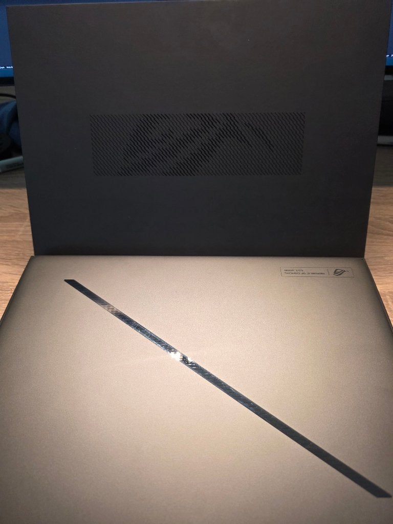 ASUS Zephyrus G14 GA403UI Ryzen 9 8945HS NVIDIA 4070 32GB, Computers en Software, Windows Laptops, Gebruikt, 14 inch, SSD, 4 Ghz of meer
