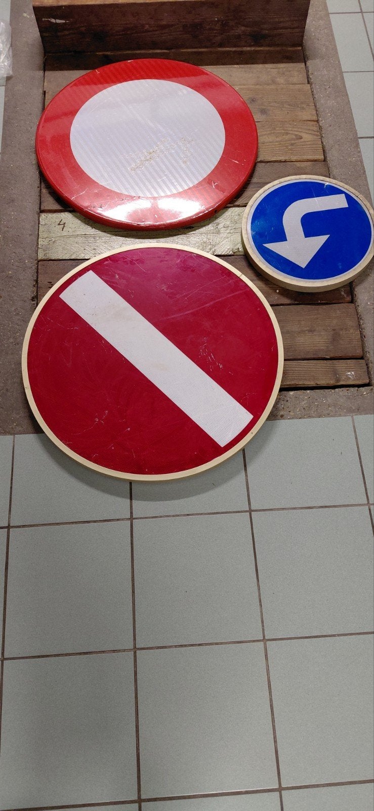 panneaux de signalisation, Enlèvement