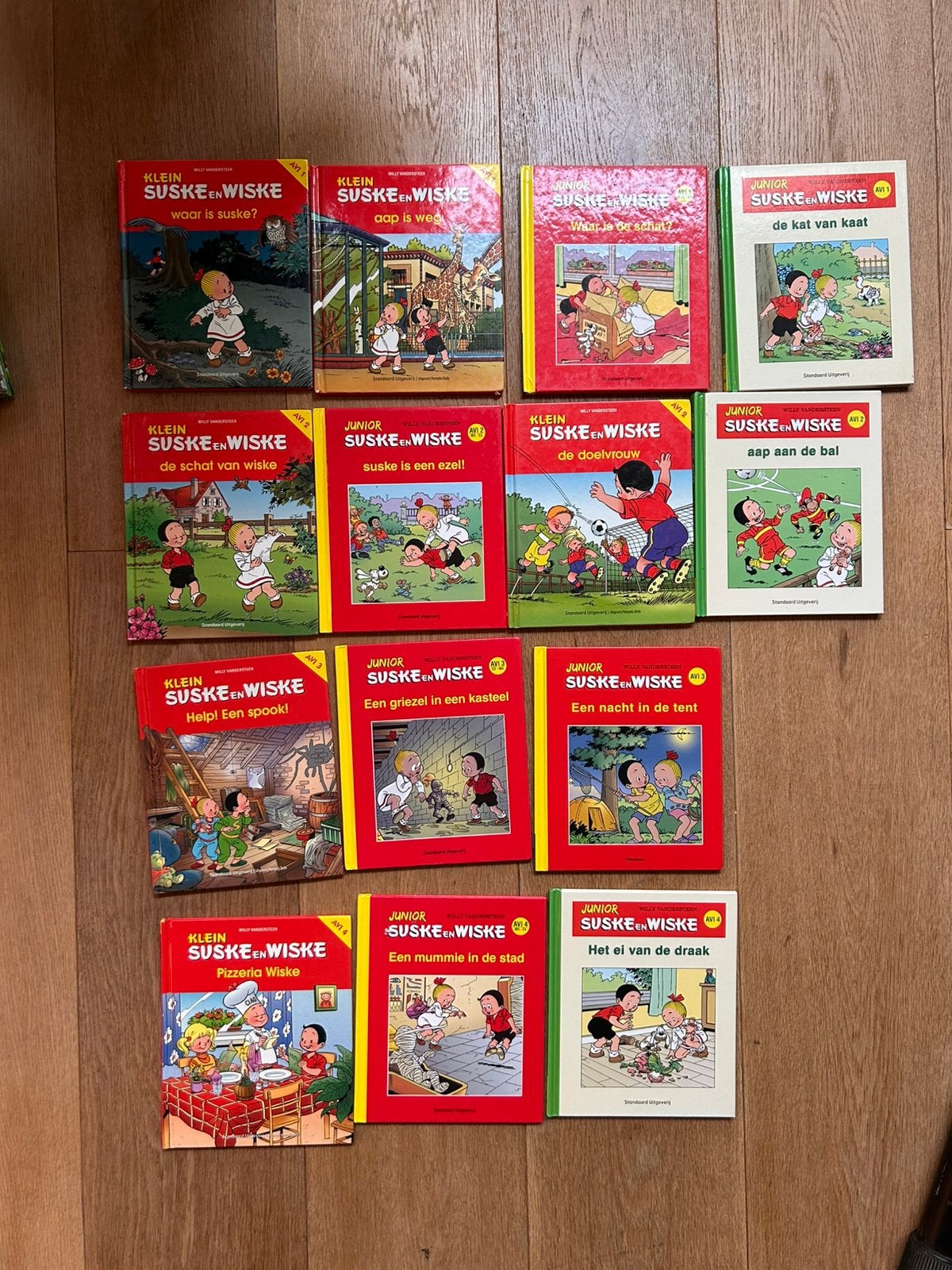 Suske en wiske avi boekjes m3 tot e4, Ophalen of Verzenden, Gelezen