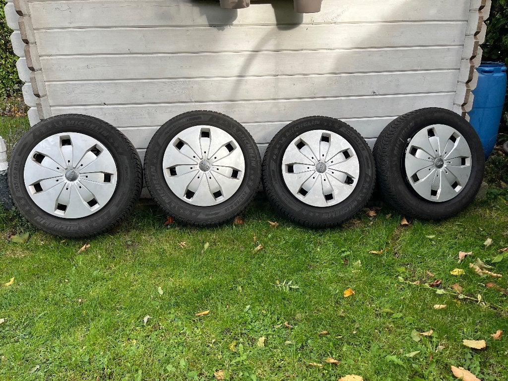 Roues hiver 205-60 R16, Autos : Pièces & Accessoires, Pneus et Jantes, Pneus hiver, 16 pouces, Véhicule de tourisme