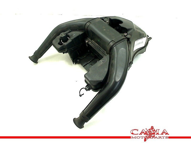 BOITIER FILTRE À AIR BMW (7708013-02), Dhr. S. di Majo, Utilisé, Info@cama-motorparts.nl, P.J. Troelstraweg 8 8
3144 CX  MAASSLUIS, NL