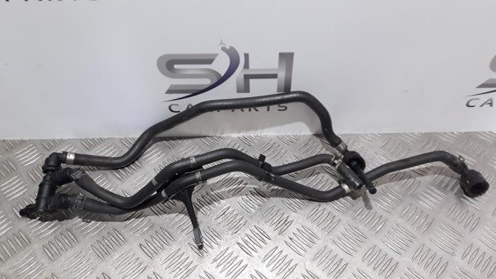 Conduit (divers) d'un Mercedes A-Klasse, 3 mois de garantie, Utilisé, -, -