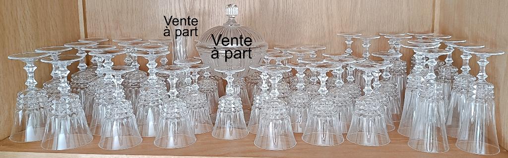 57 Verres/Flûtes, Cristal d'Arques, Tuileries (= Villandry), Ophalen