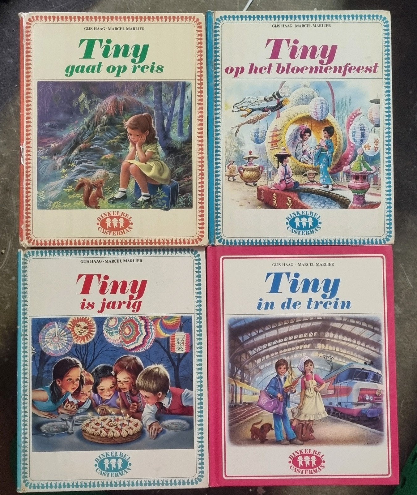 Tiny, Boeken, Ophalen