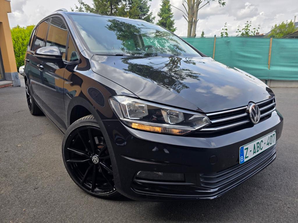 Emplacement de la Volkswagen Touran 7, Achat, Électrique, Touran, Cruise Control