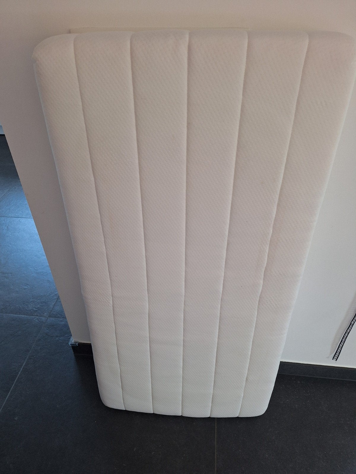 matelas pour lit d'enfant 60x120x10 avec protecteur imperméa, Enlèvement, Comme neuf, Matelas