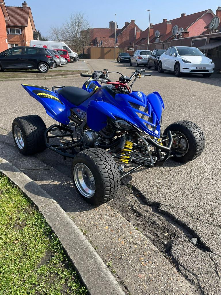Yamaha raptor R700 laag en breed
