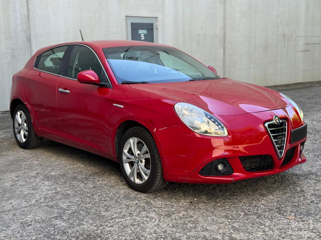 ALFA ROMEO GIULIETTA / AUTOMAAT! / EERSTE EIGENAAR!, Auto's, Alfa Romeo, Particulier, Giulietta, ABS, Airbags, Airconditioning