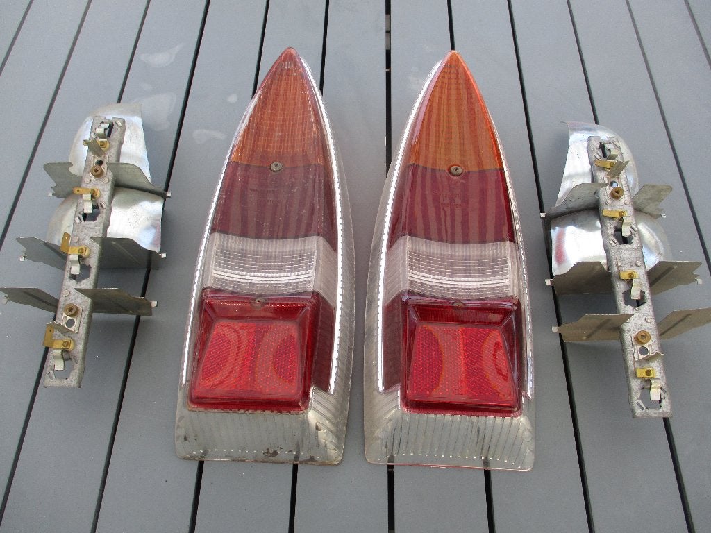 DKW F12 Feux arrières, Autos : Pièces & Accessoires, Enlèvement ou Envoi, Utilisé, Autres marques automobiles