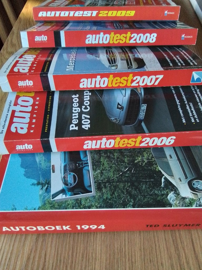 Auto jaarboeken, Boeken, Ophalen