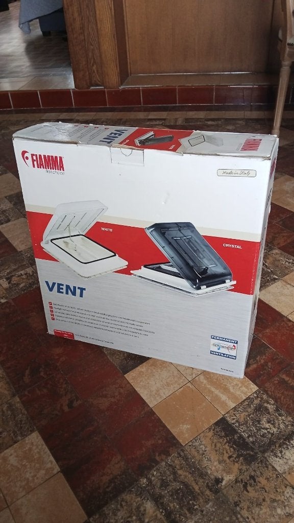 Fiamma Vent 40 - blanche, Caravanes & Camping, Enlèvement
