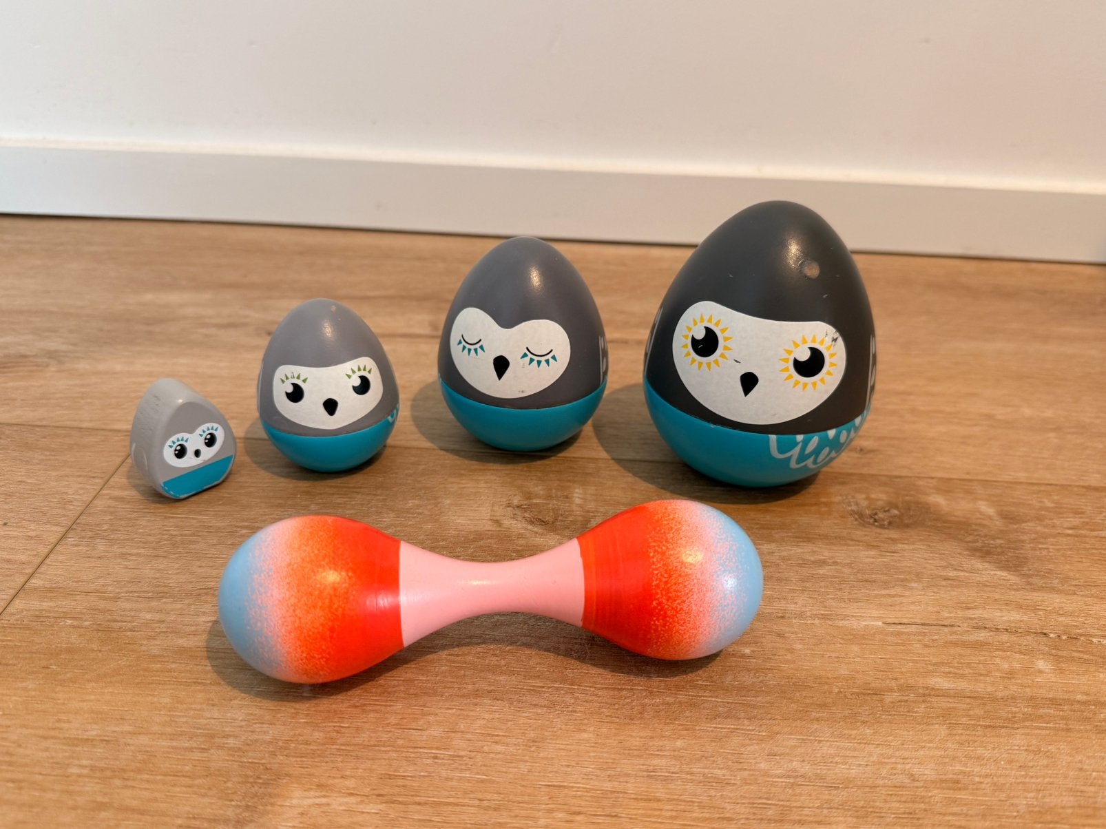 Lot éveil en bois : Poupées gigognes hiboux & maracas, Enlèvement, Utilisé