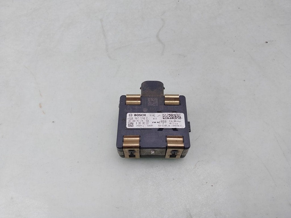 CAPTEUR REGULATEUR DE VITESSE Passat (3G2) (|3Q0907590E|), Volkswagen, Volkswagen AG, Utilisé, Kundenbetreuung@volkswagen.de