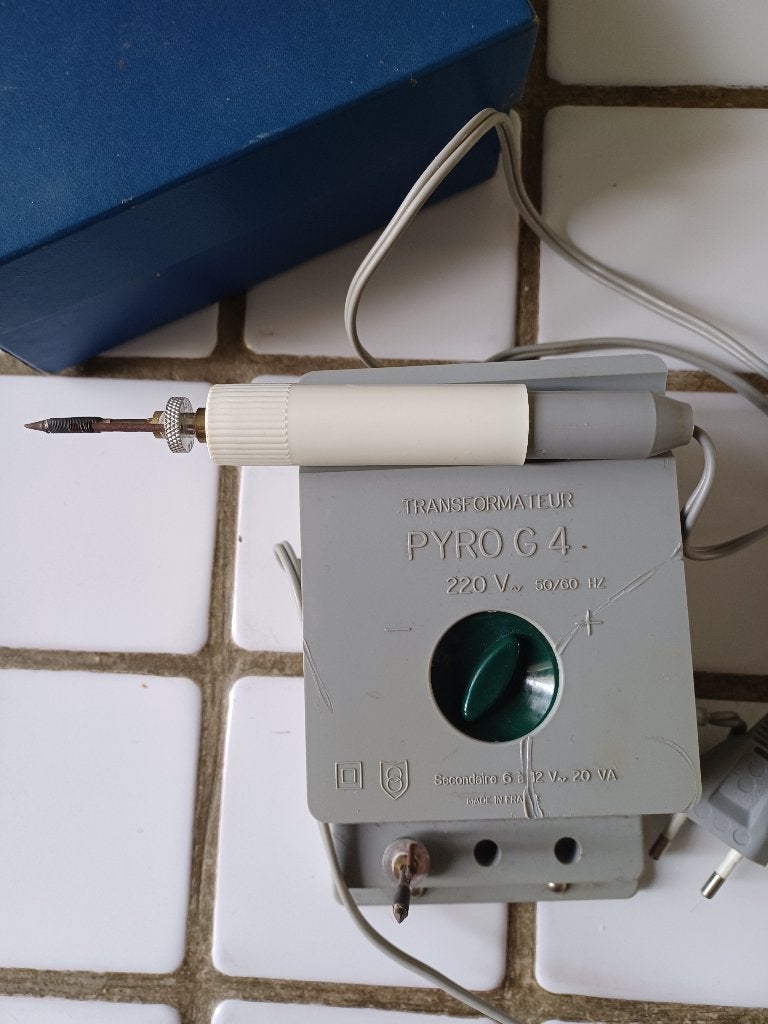 Appareil de pyrogravure, Enlèvement ou Envoi, Utilisé, Électrique, Autres matériaux