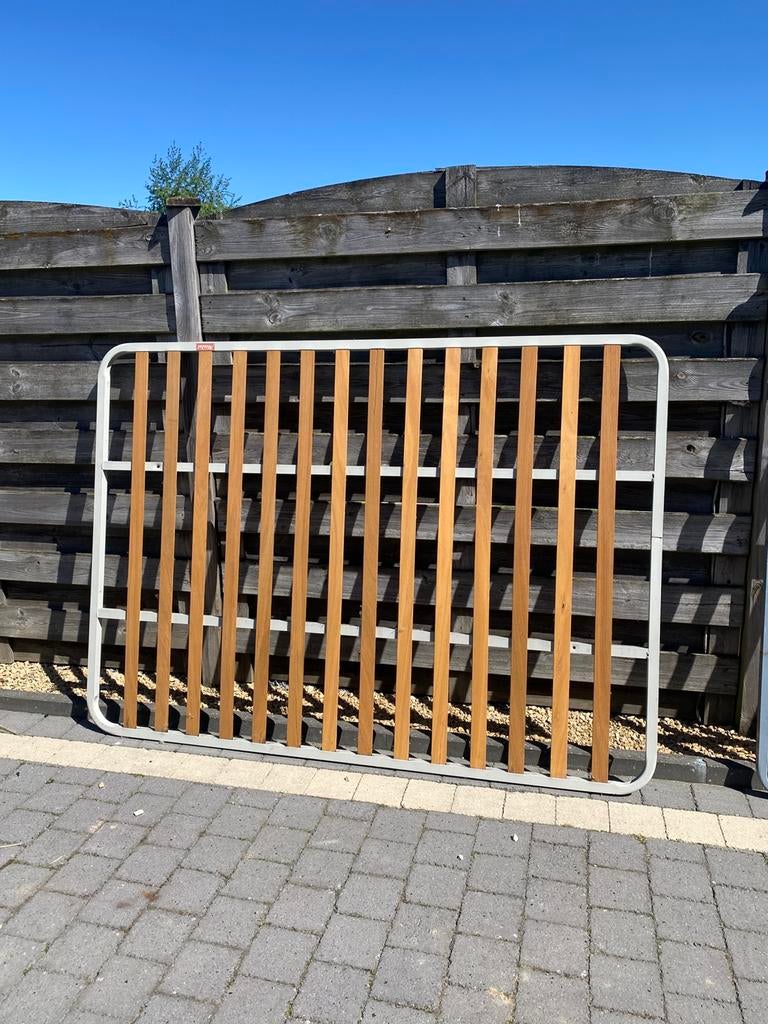 Lattenbodem 190x137, Ophalen, Tweepersoons, 190 cm of minder, Zo goed als nieuw