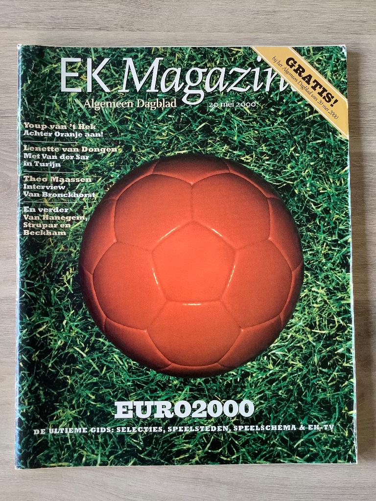 Algemeen Dagblad - Euro 2000 magazine, Verzamelen, Ophalen of Verzenden, Zo goed als nieuw, Boek of Tijdschrift