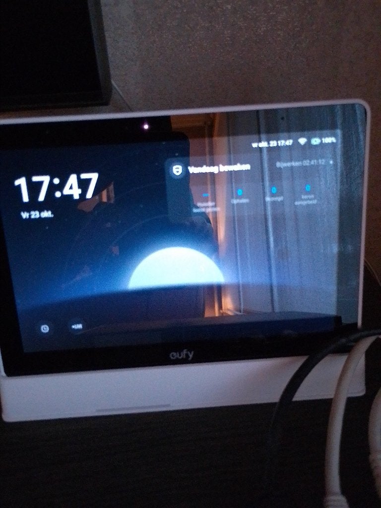 Eufy display, Audio, Tv en Foto, Ophalen, Zo goed als nieuw, Buitencamera