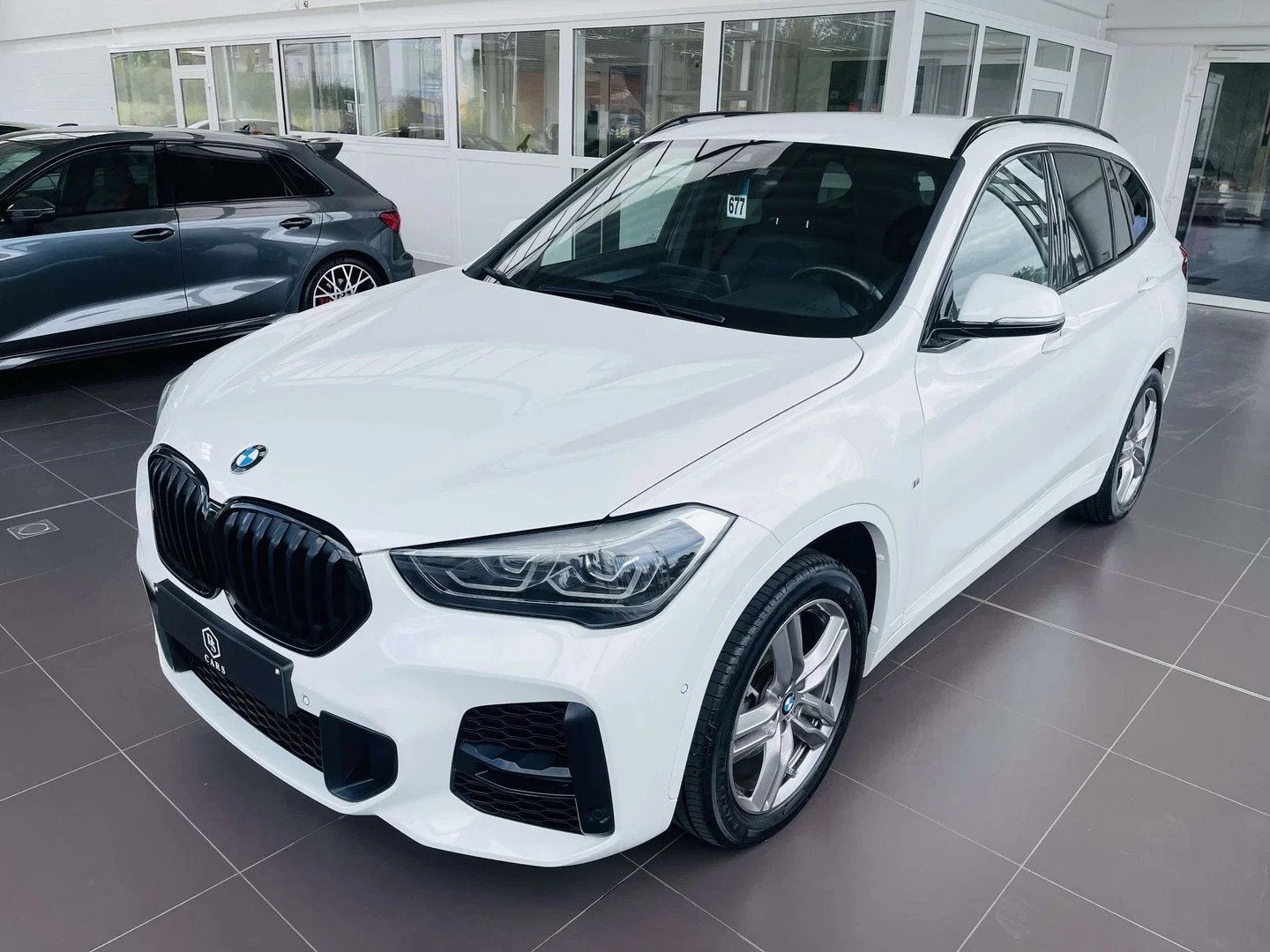BMW X1 1.5iA * GARANTIE + PACK M + LED + GPS PRO + CUIR *, Autos, BMW, Achat, Euro 6, Entreprise, 5 portes