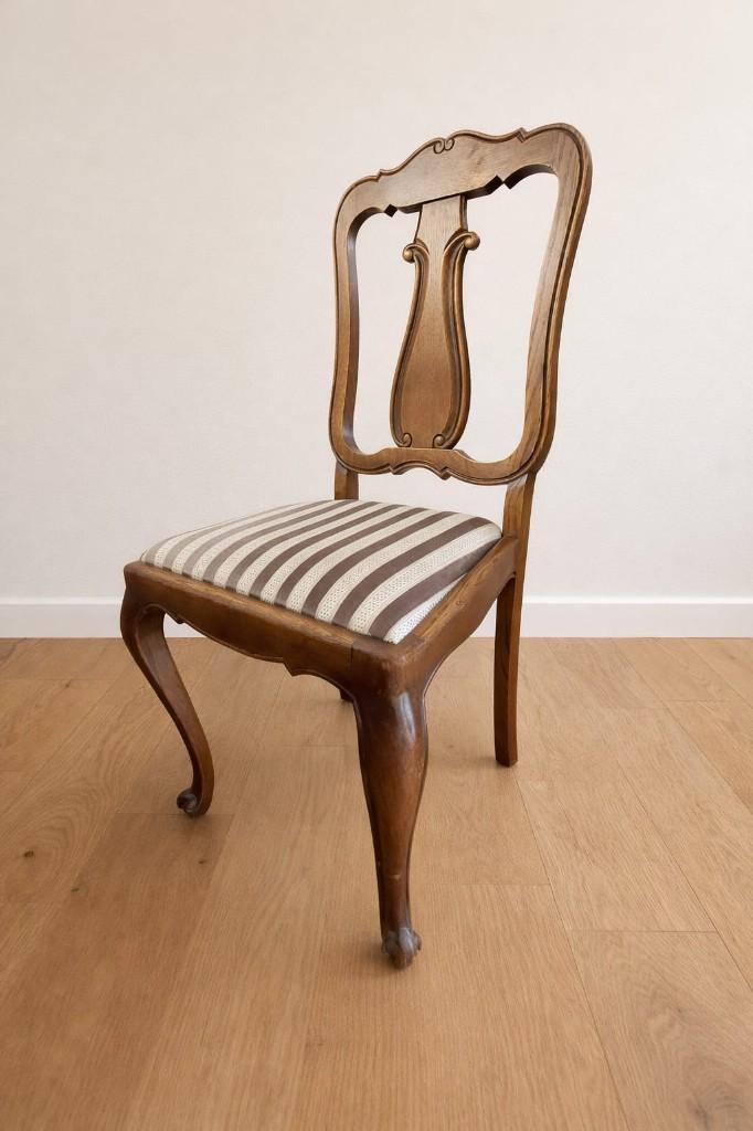 6 houten eettafelstoelen – klassiek en stevig, Huis en Inrichting, Ophalen, Gebruikt, Bruin, Klassiek