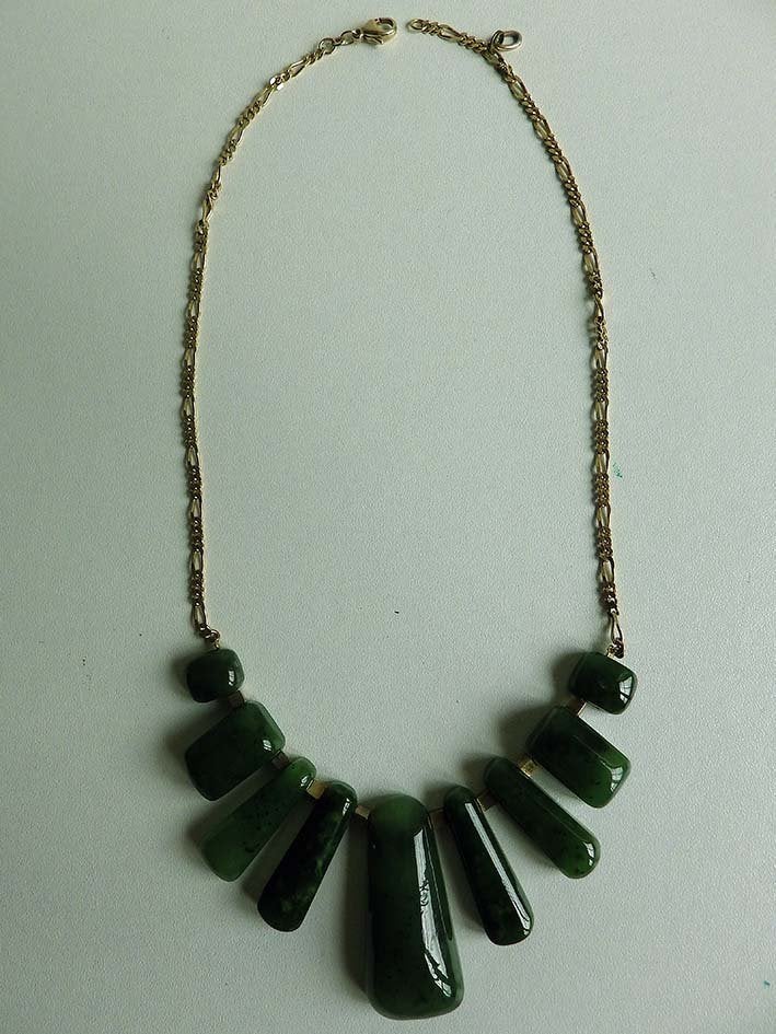 U01 Unikaat Nefrietjade Hangerketting., Bijoux, Sacs & Beauté, Colliers, Enlèvement, Utilisé, Vert, Autres matériaux