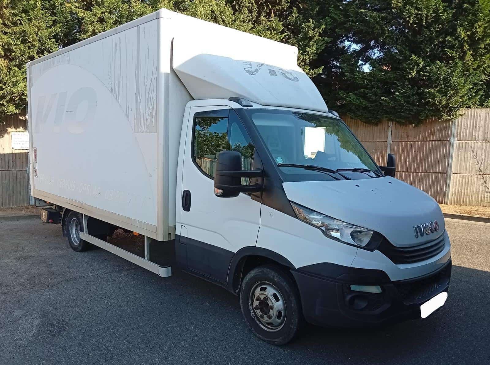 iveco 35c12 meubelbak met laadklep euro 6b 2017 gekeurd, Achat, Euro 6, Boîte manuelle, Noir