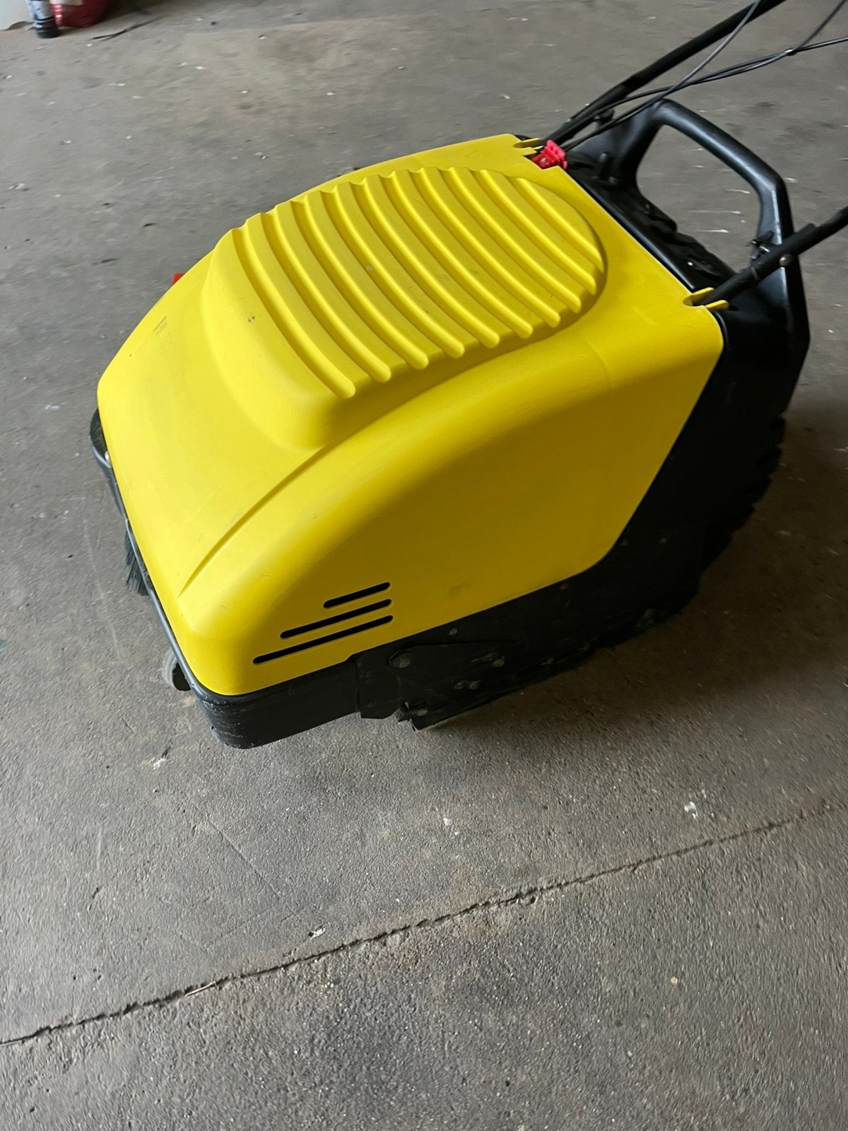 Karcher veegmachine, Ophalen, Gebruikt, Elektrisch