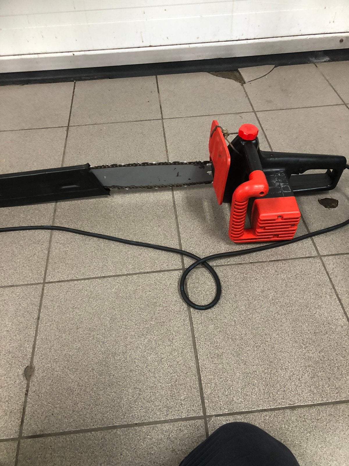 Elektrische boomzaag, Ophalen, Gebruikt