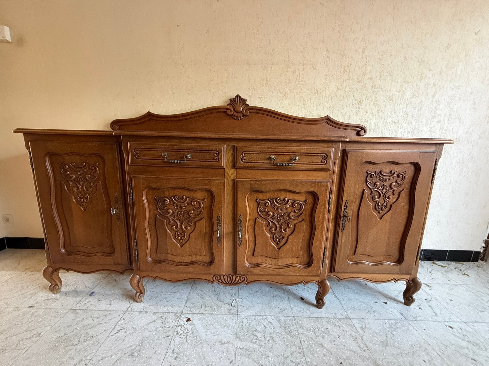 Louis XV stijl buffetkast, Huis en Inrichting, Ophalen, Zo goed als nieuw