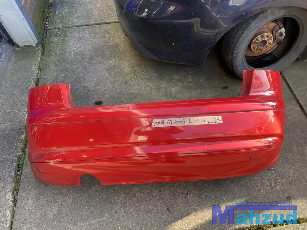 AUDI A3 8P1 ROOD LZ3M achterbumper 3 deurs, Auto-onderdelen, Carrosserie, Bumper, Audi, Achter, Gebruikt
