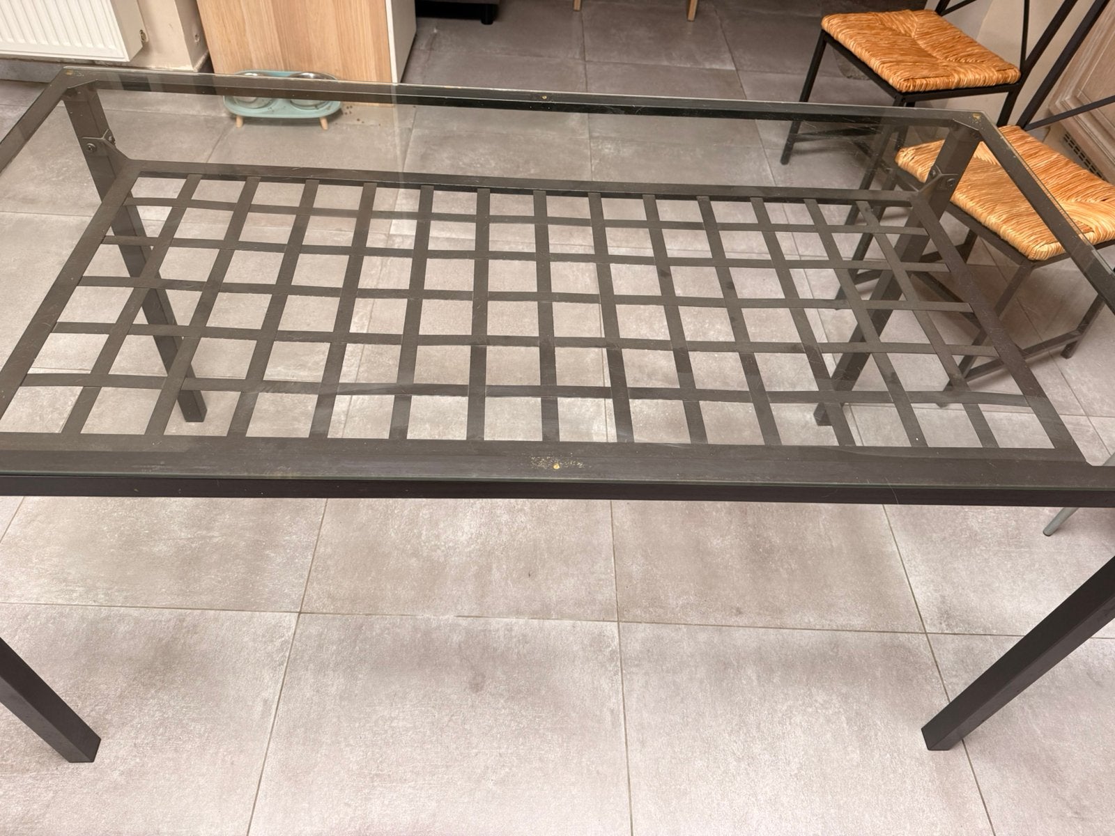Table à manger structure en fer et plateau en verre, Maison & Meubles, 100 à 150 cm, Cinq personnes ou plus, Verre, Enlèvement