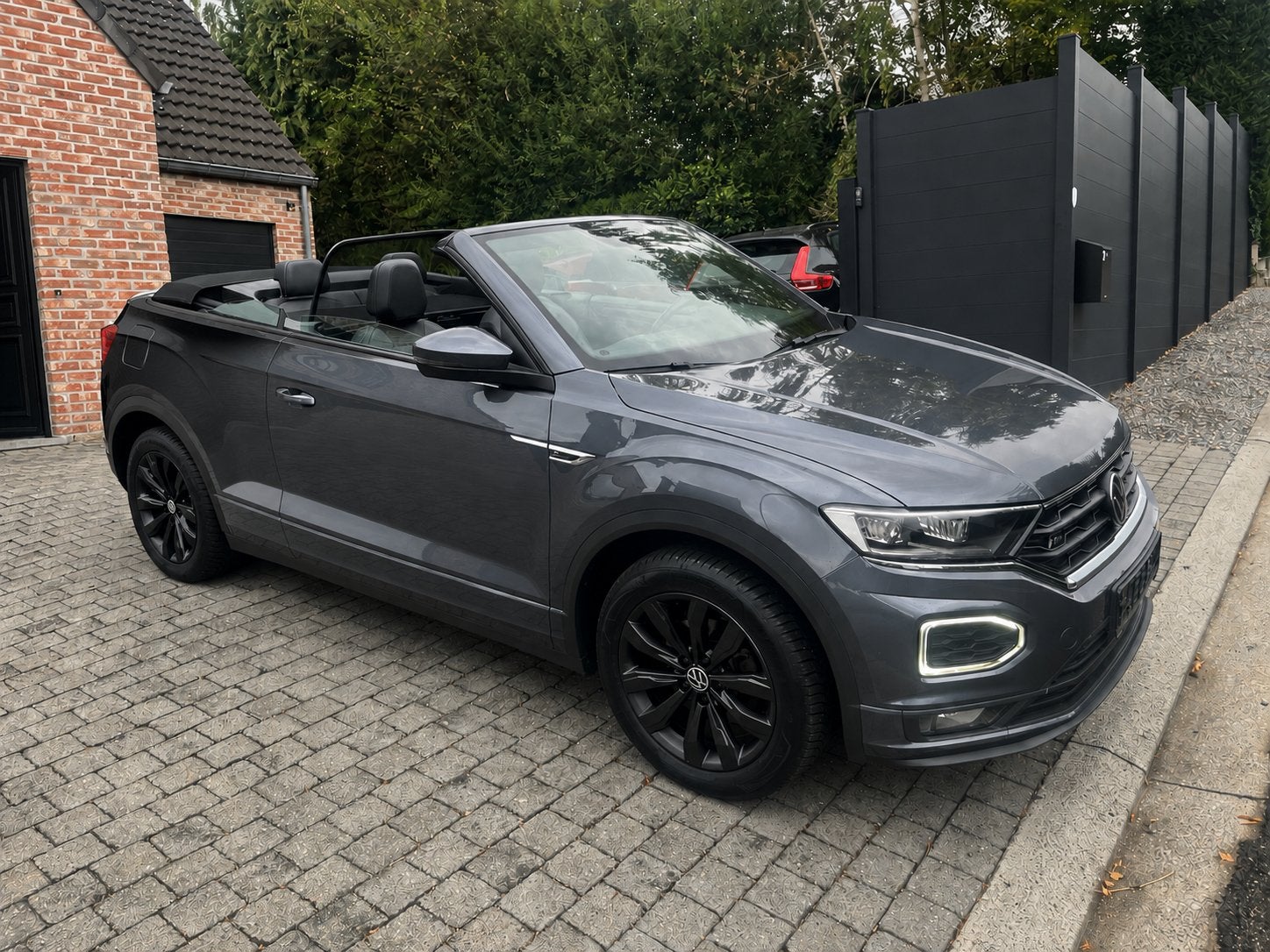 Vw T Roc R design DSG automaat 150pk 57000km mod 2022, Euro 6, Overige kleuren, Cabriolet, Alcantara