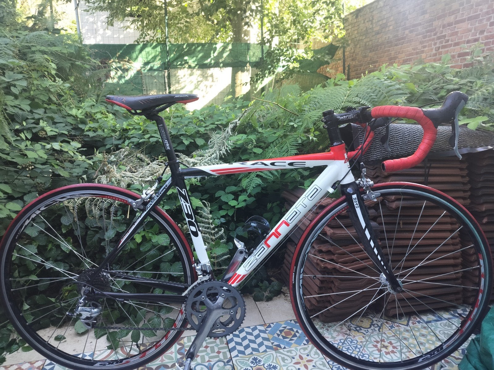 Vélo Race bon état, Vélos & Vélomoteurs, Enlèvement