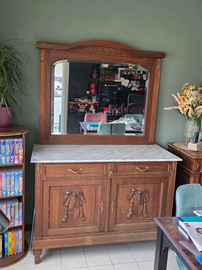 Oude massief eiken buffetkast/dressoir met spiegel, Antiek en Kunst, Antiek | Meubels | Kasten, Ophalen