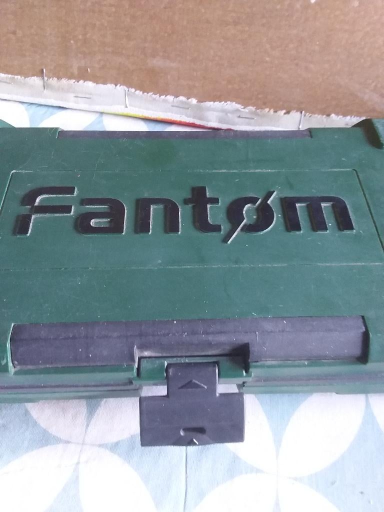 Fantom tournevis a frapper, Enlèvement, Utilisé