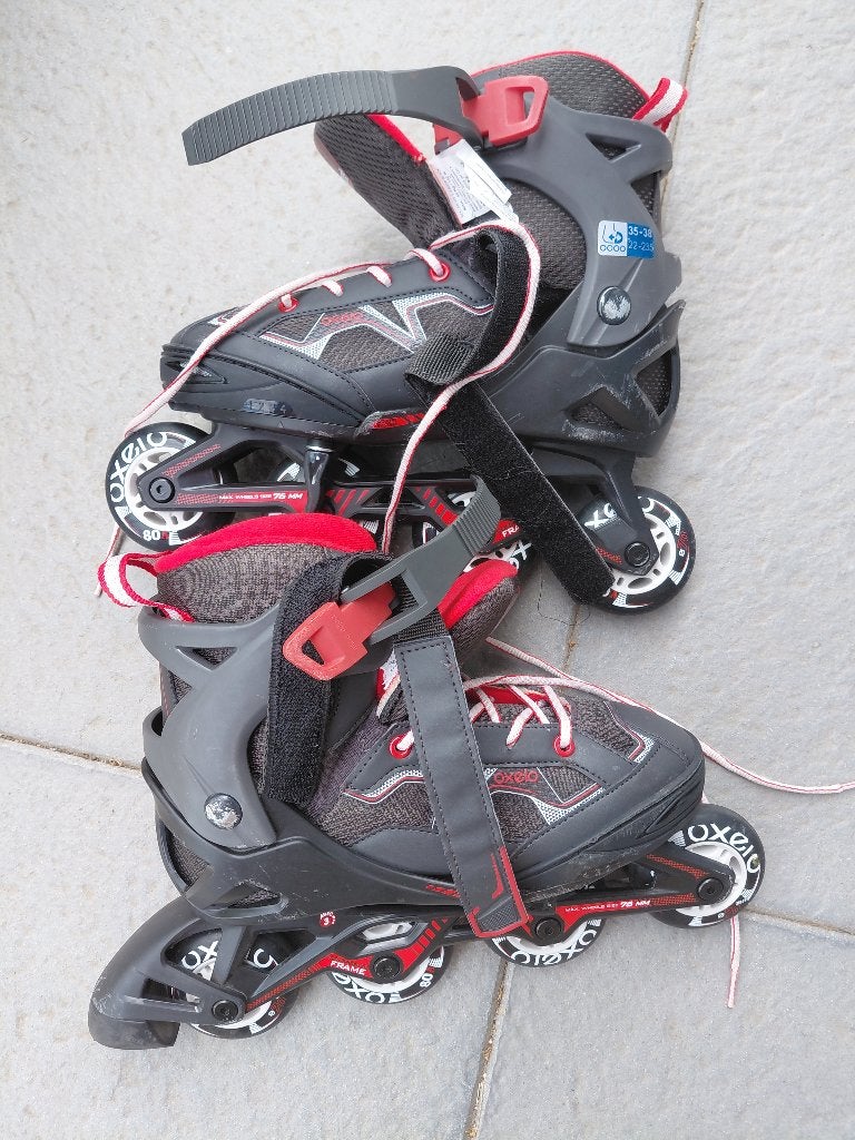 Roller skates 35-38, Sports & Fitness, Patins à roulettes alignées, Autres marques, Rollers 4 roues en ligne, Réglable, Comme neuf