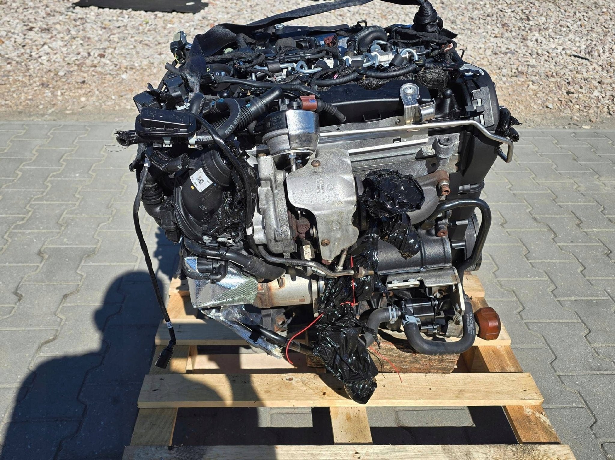 Moteur CNHC Nu A5 Q5 AUDI A4, Envoi, Utilisé, Skoda