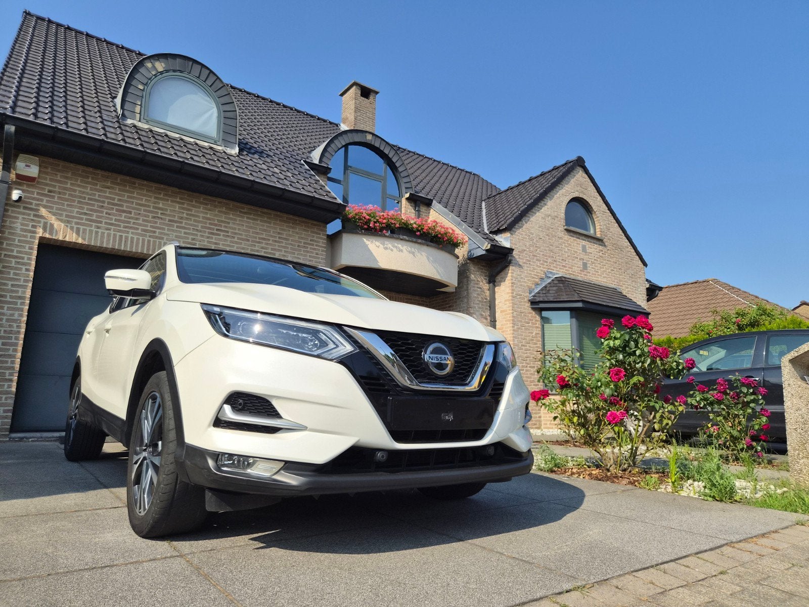 Nissan Qashqai 1.2 DIG-T / GPS / CAMERA 360 / LED /PANO DAK, Cuir, Achat, Euro 6, Entreprise