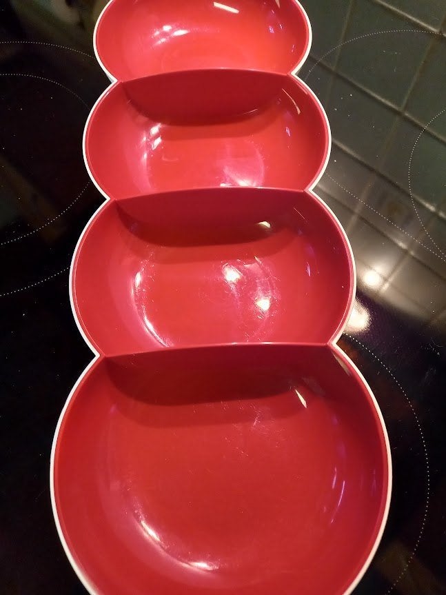 tupperware : tapasschaal, Huis en Inrichting, Keuken | Tupperware, Ophalen, Nieuw, Rood, Schaal