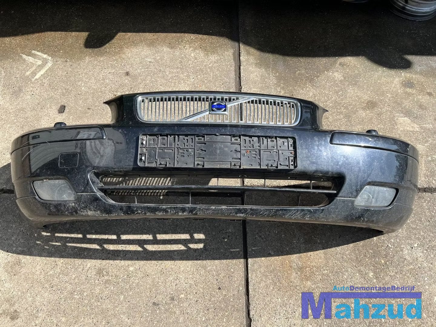 VOLVO V70 Zwart 45246 Voorbumper 1999-2007, Gunnar Engellaus vag 8
405 31  Gothenburg, SE, Pare-chocs, Info@volvocars.com, Volvo Car Corporation