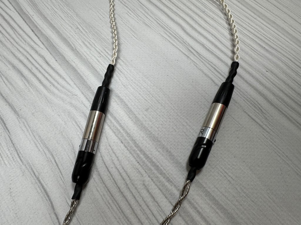 Headphone Adapter Mini XLR to 3.5 Adapter Meze, TV, Hi-fi & Vidéo, Enlèvement, Neuf, Moins de 2 mètres, Autres câbles