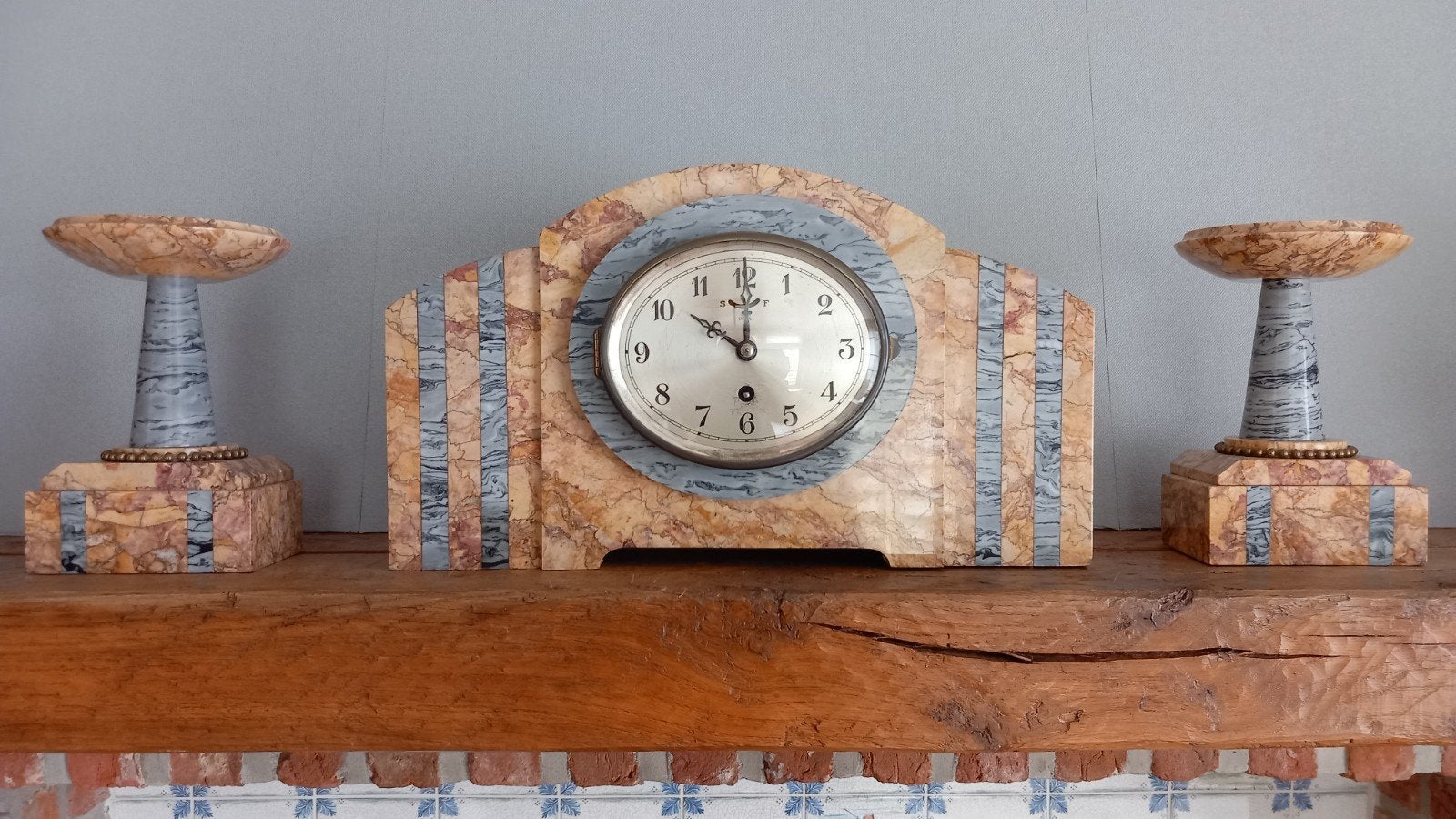 Marmeren klok met ornamenten, Antiek en Kunst, Ophalen