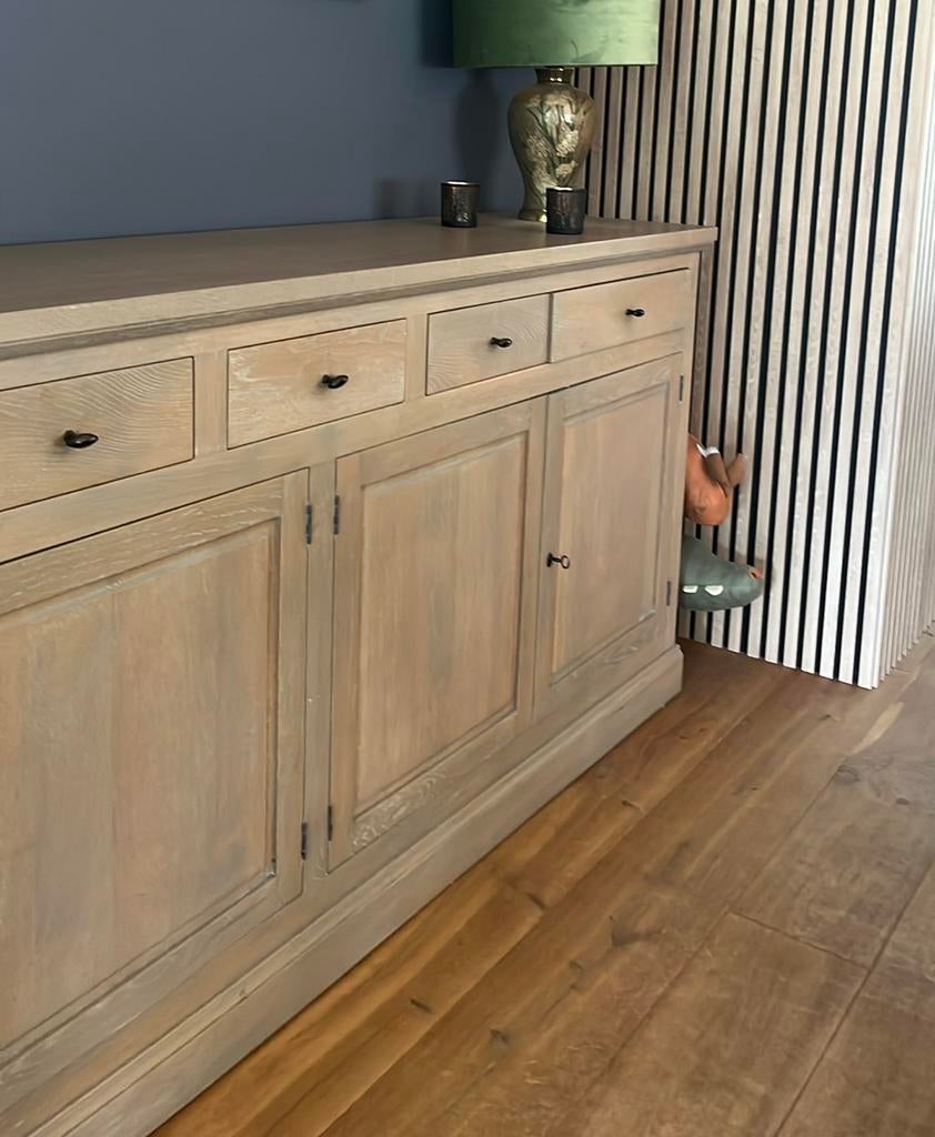 Landelijke buffetkast, Huis en Inrichting, Kasten | Dressoirs, Ophalen, Gebruikt, Met deur(en), Eikenhout