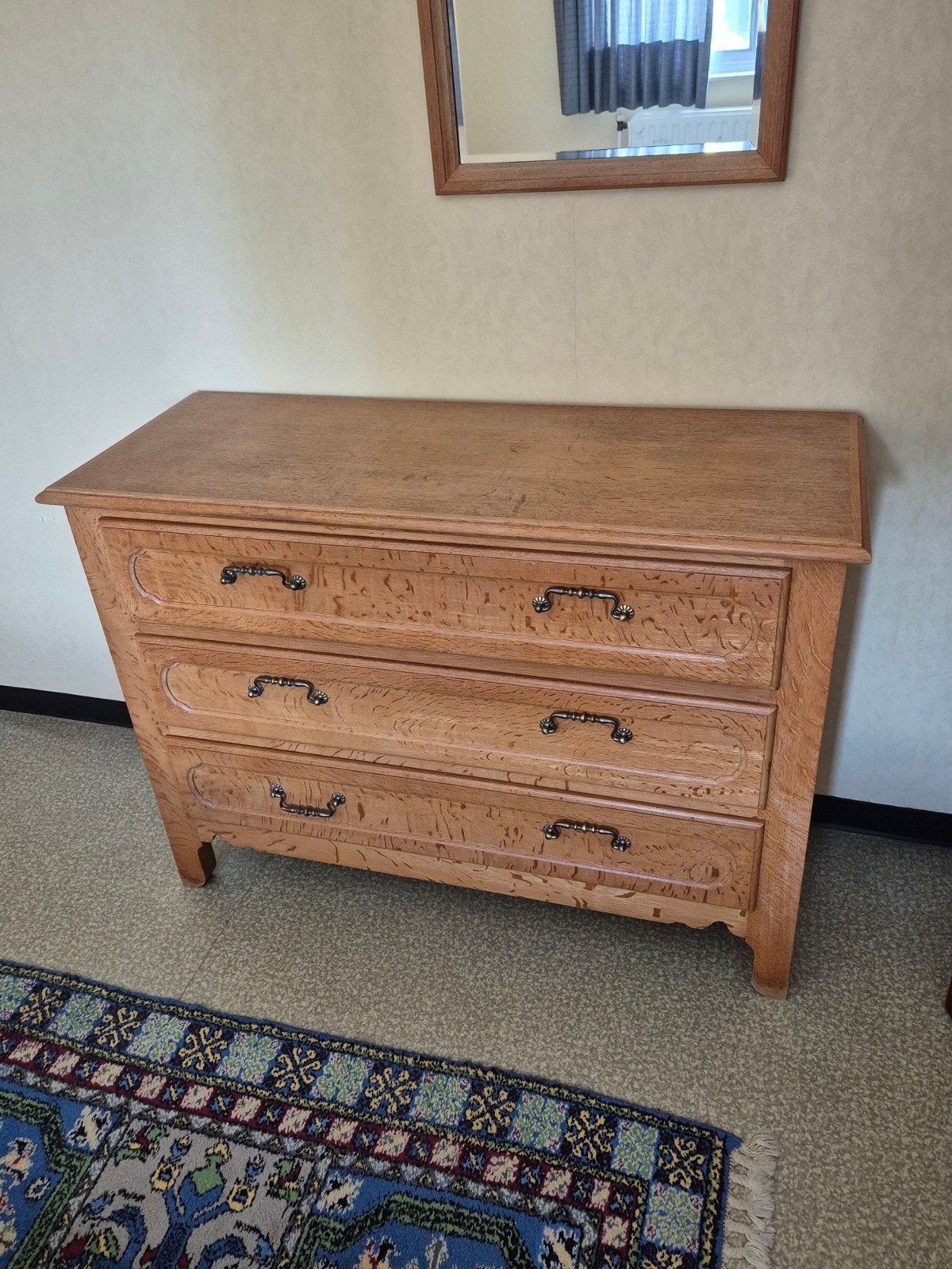 commode ou commode en chêne à trois tiroirs et élégante, 3 ou 4 tiroirs, 25 à 50 cm, Moins de 100 cm, Comme neuf