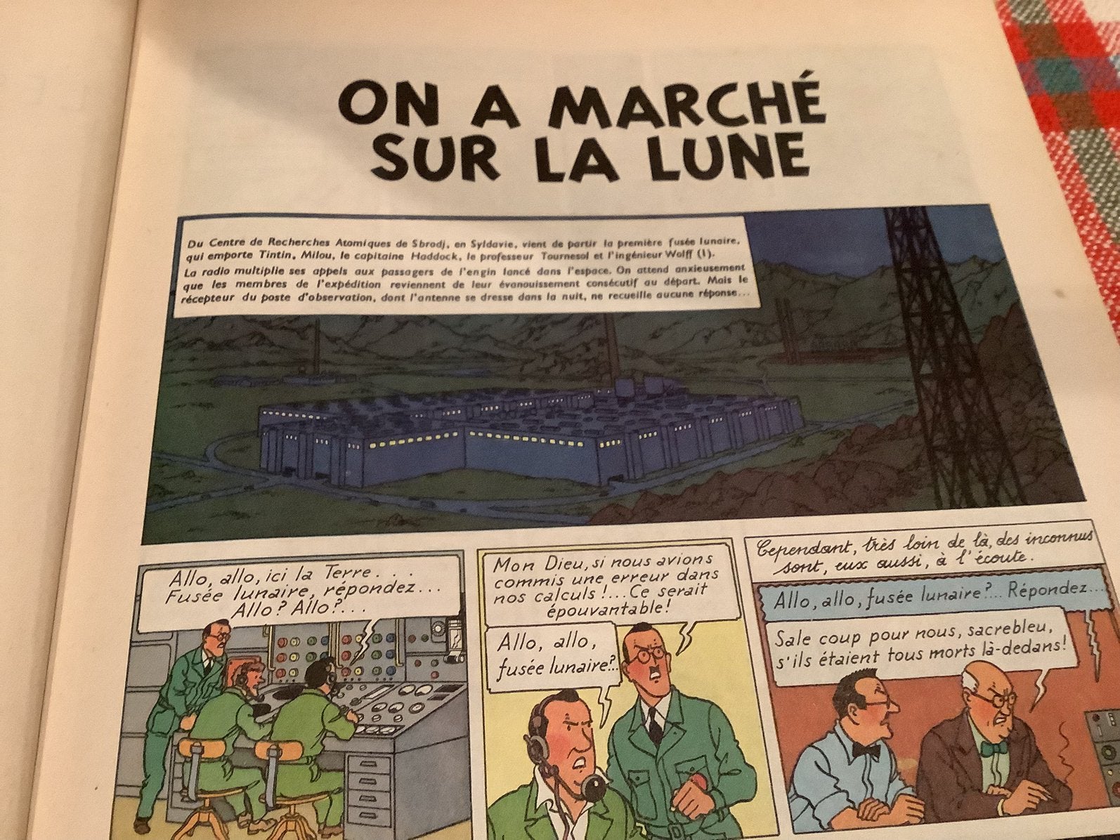 Kuifje/Tintin On a marché sur la lune., Boeken, Eén stripboek, Ophalen, Gelezen