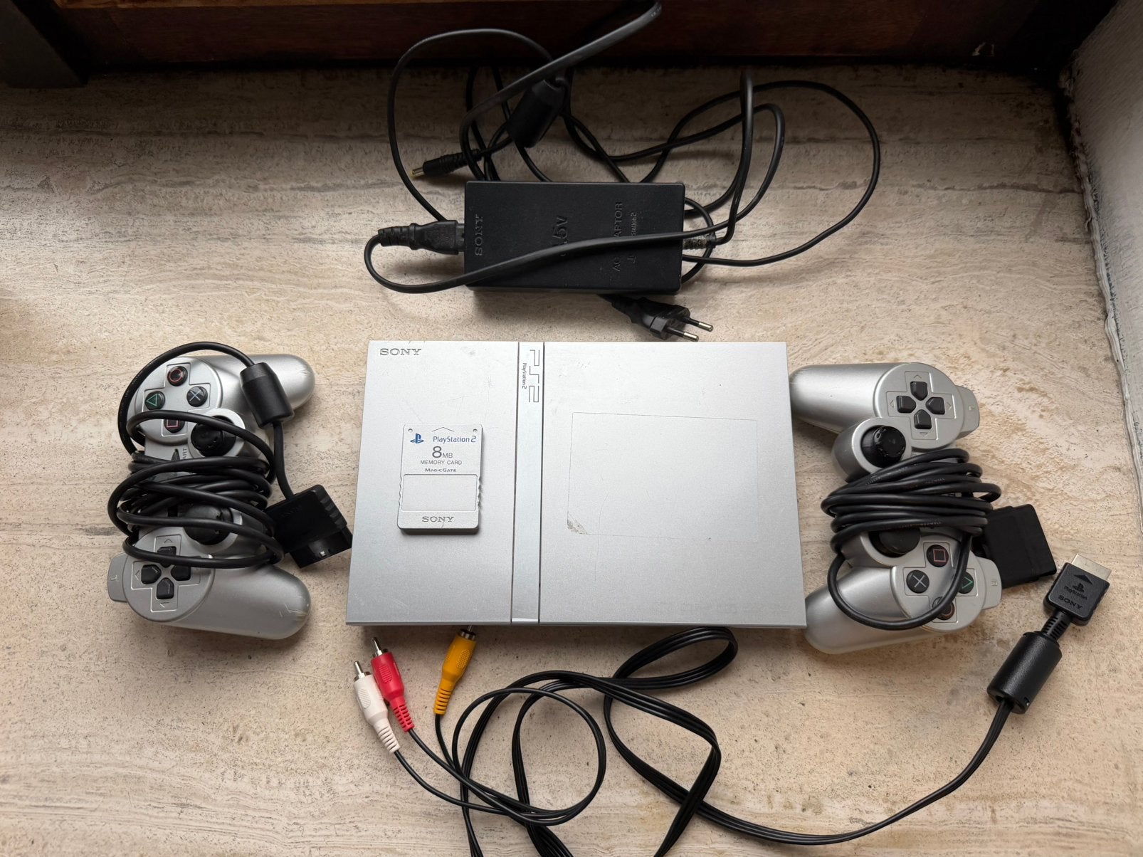 Playstation 2 console, Consoles de jeu & Jeux vidéo, Consoles de jeu | Sony PlayStation 2, Enlèvement, Comme neuf
