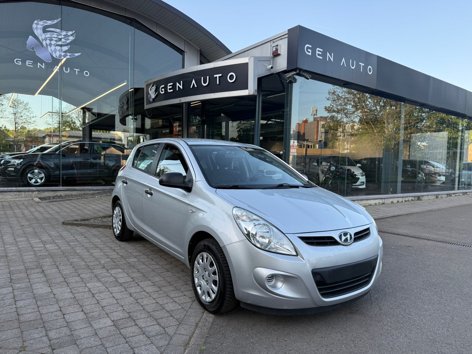 Hyundai i20 1.2i Lounge Airco * 12 MOIS GARANTIE *, 57 kW, Achat, Entreprise, Garantie prolongée